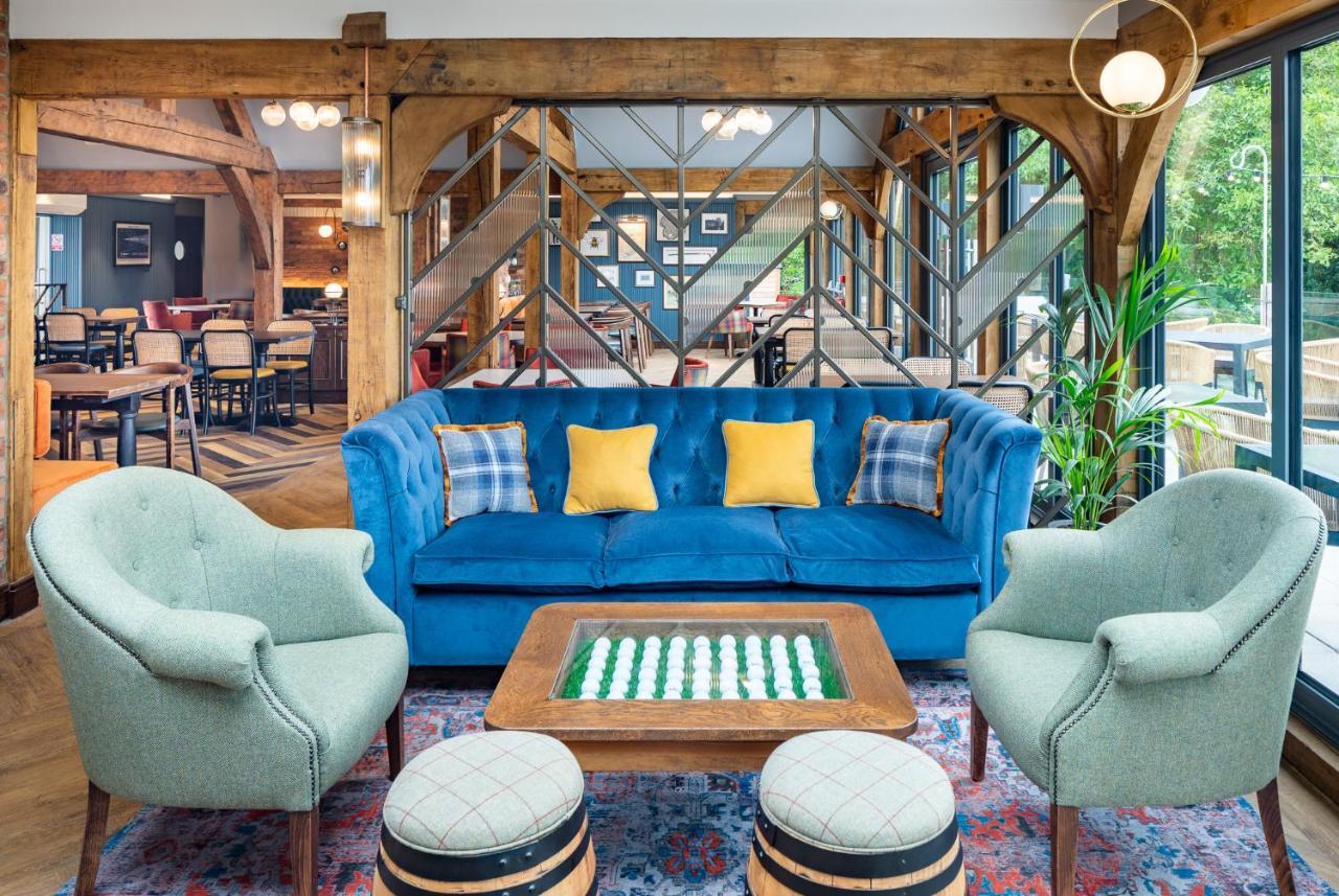 The Springs & Golf Club Hotel